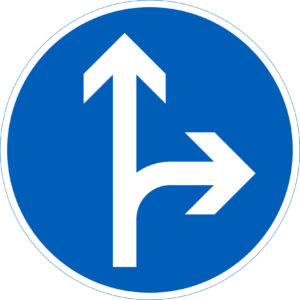 D1.6 pakollinen ajosuunta - suora + mutka oikea